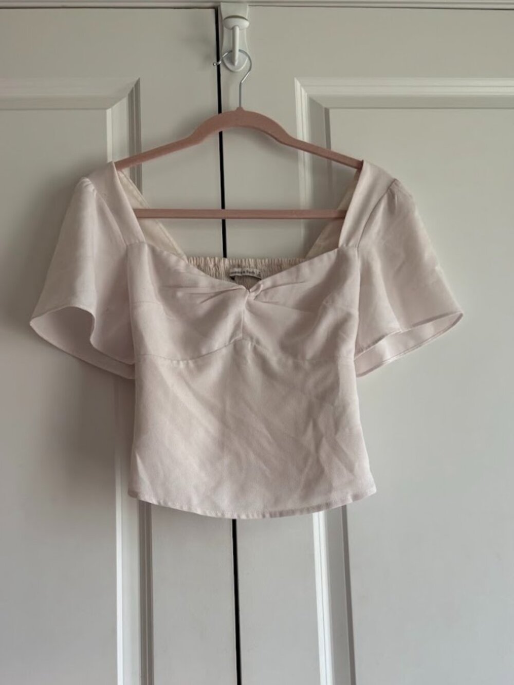 abercrombie white blouse sweetheart neckline - size small